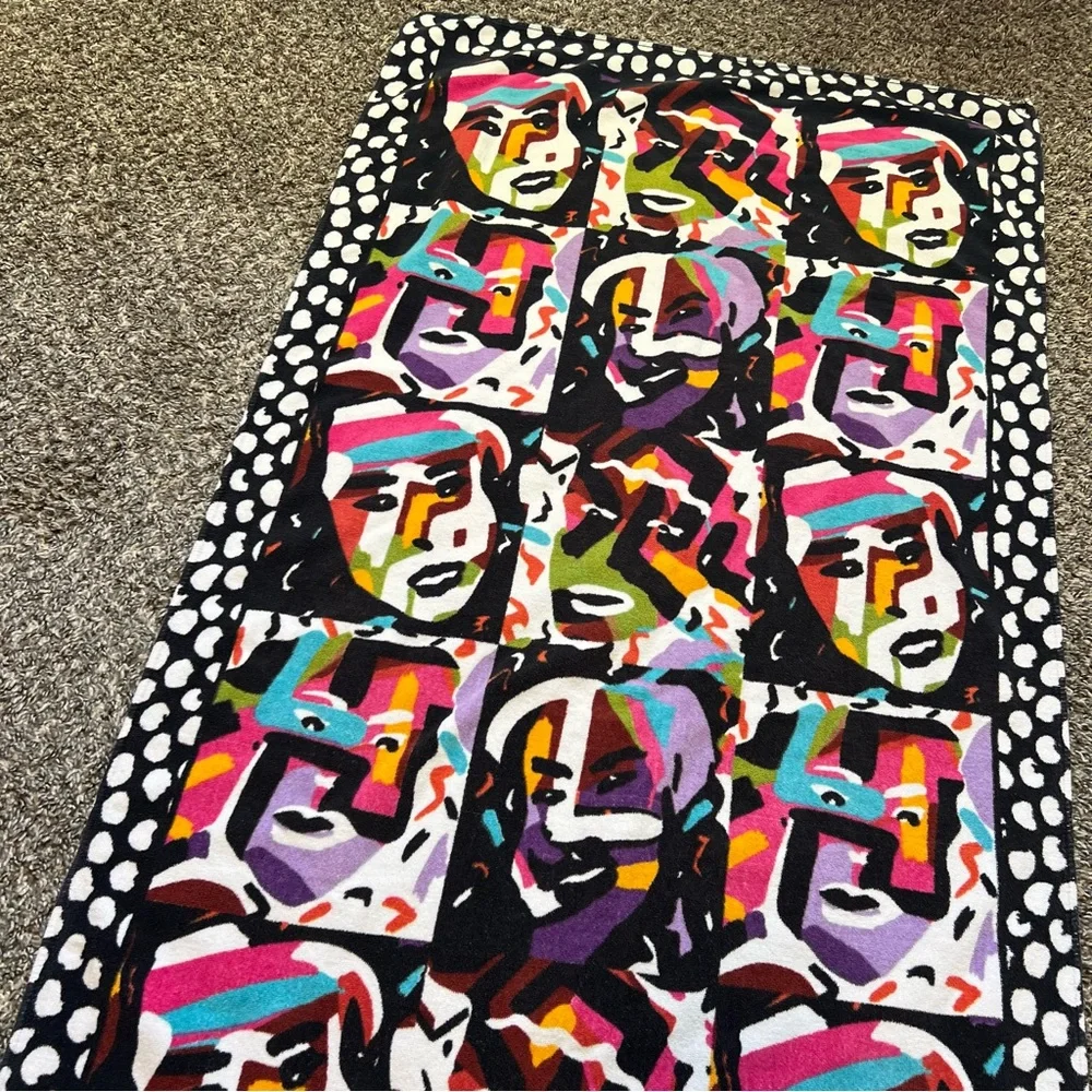 Missoni‎ Pelin Guven Vintage Pop Art Faces Pattern Bath Towel